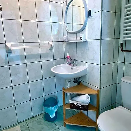 Goscinne Pod Jaworem - Obok Pieknego Szlaku Wzdluz Rzeki Bialka, 1km Do Stokow Kotelnica 3*
