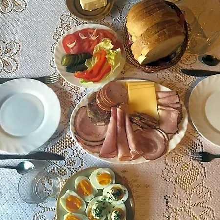 Goscinne Pod Jaworem - Obok Pieknego Szlaku Wzdluz Rzeki Bialka, 1km Do Stokow Kotelnica 3*